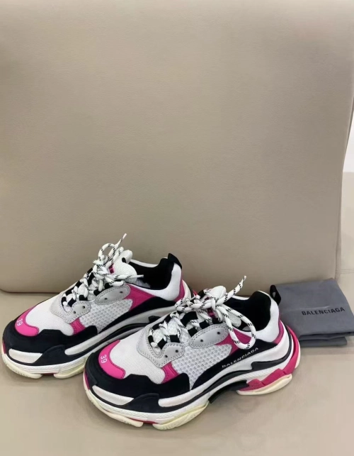 Balenciaga Triple S Black Pink 524039 W09O6 5671 review 