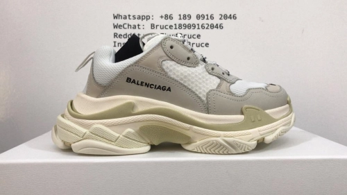 Balenciaga Triple S White 534217 W09E1 9000 review 