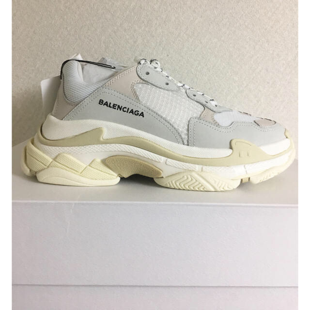 Balenciaga Triple S White 534217 W09E1 9000 review Oliver