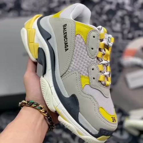 Balenciaga Triple S Grey Yellow  524037 W0E1 9000 review 