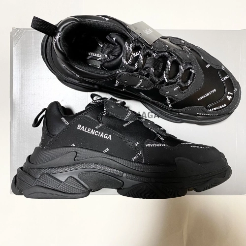 Balenciaga Triple S Black  524039 W06E2 2020 review 