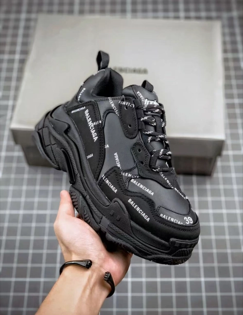 Balenciaga Triple S Black  524039 W06E2 2020 review 