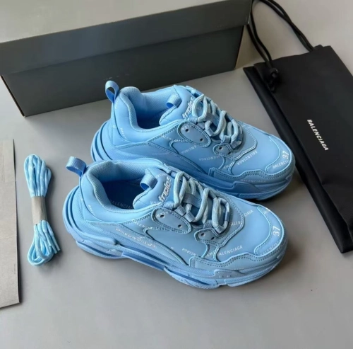 Balenciaga Triple S Moonlight 536737 W2FA1 4090 review 