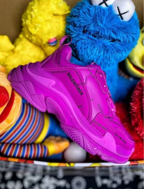 Balenciaga Triple S Letter Pulm Powder 524039 W2FA1 7634 review 