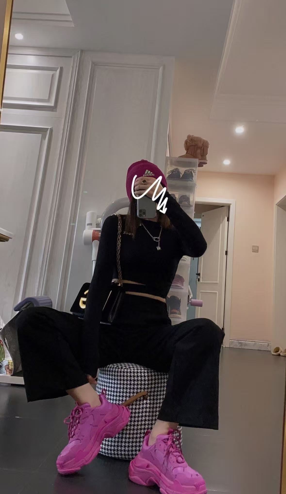 Balenciaga Triple S Letter Pulm Powder 524039 W2FA1 7634 review WADE 01