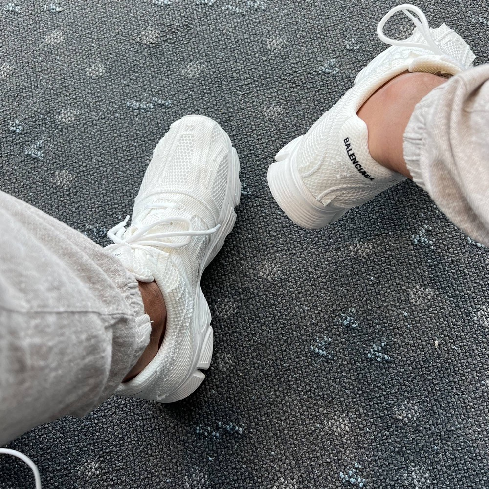 Balenciaga Phantom Triple White (Women's) 679339 W2E92 9000 review Ziv