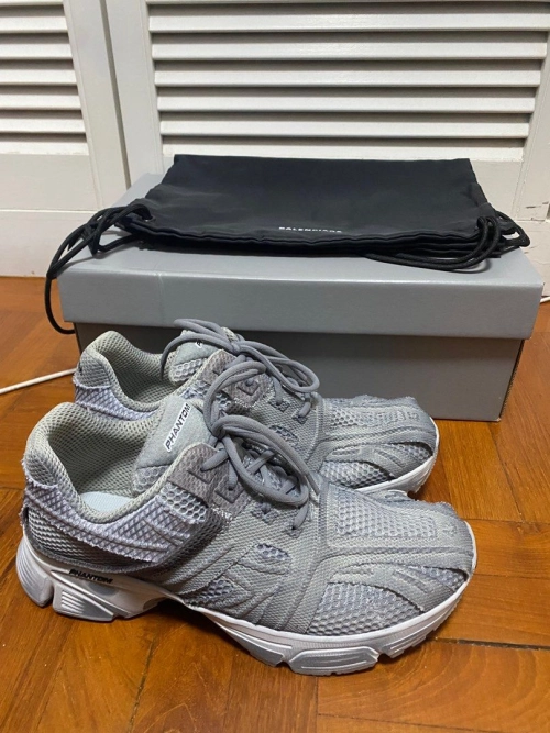 Balenciaga Phantom Light Blue (Women's) 679339 W2E92 4901 review 