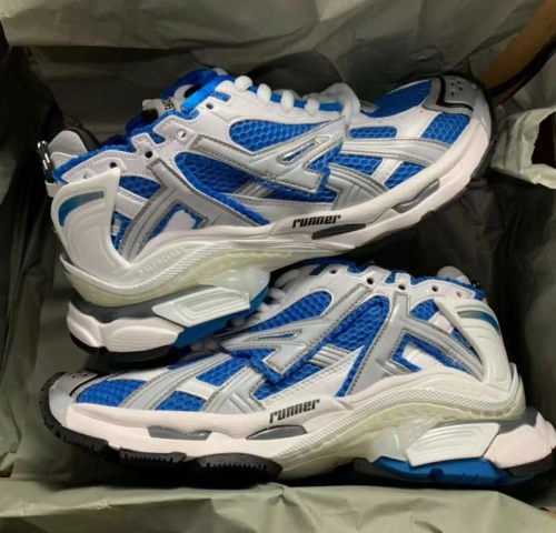 Balenciaga Runner Blue White (Women's) 677402W3RB34912 review 
