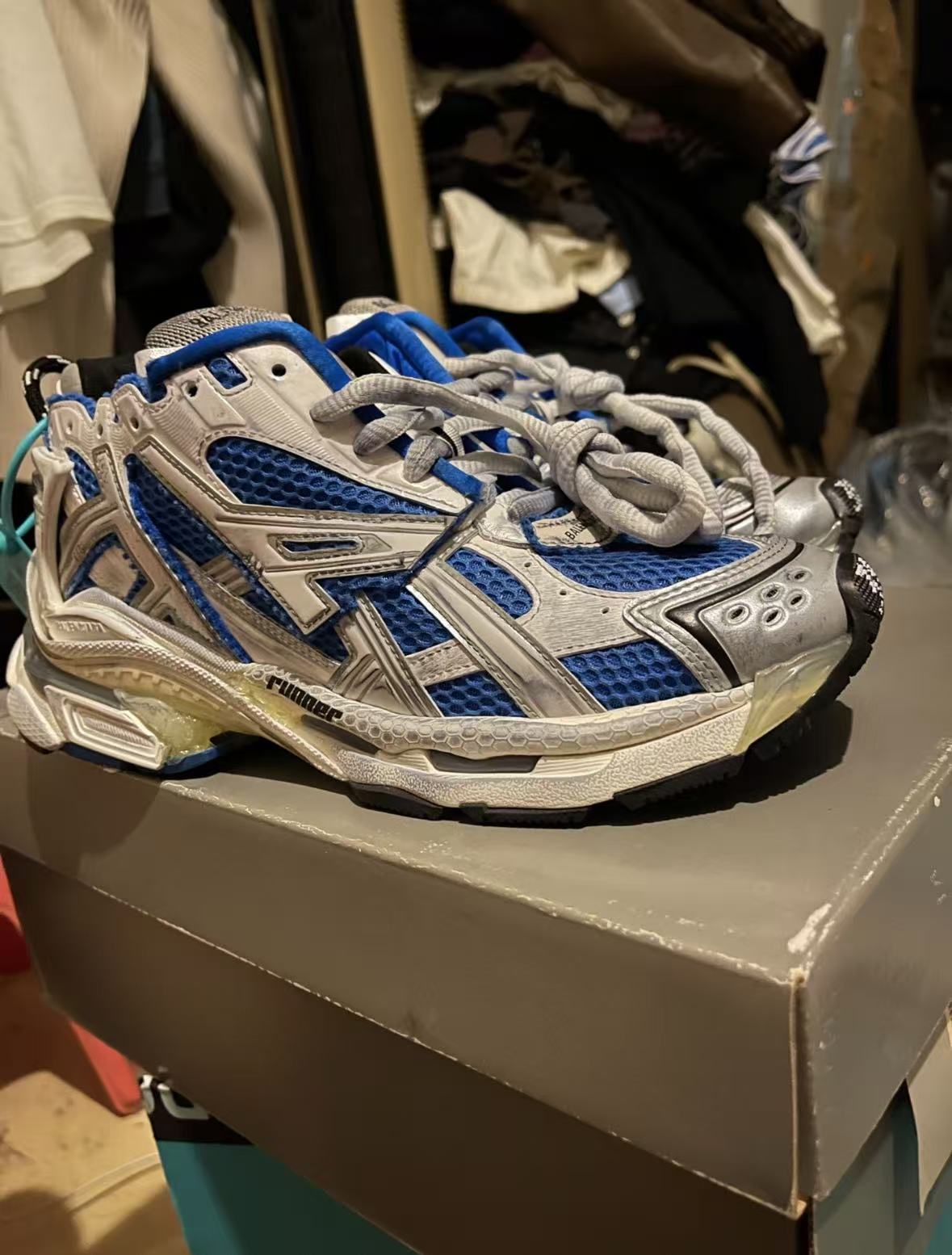 Balenciaga Runner Blue White (Women's) 677402W3RB34912 review MAGEE