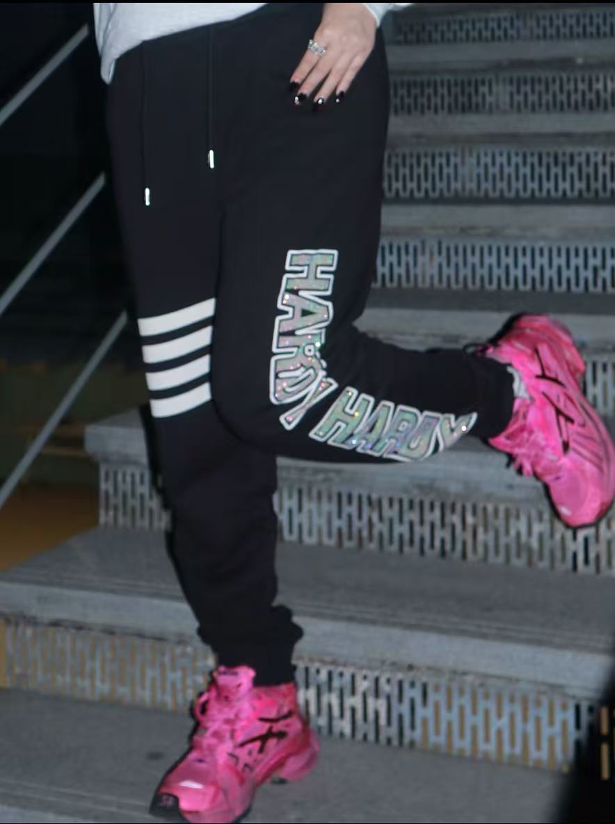  Balenciaga Runner Black Red 677402 W3RB2 5510 review Dunn