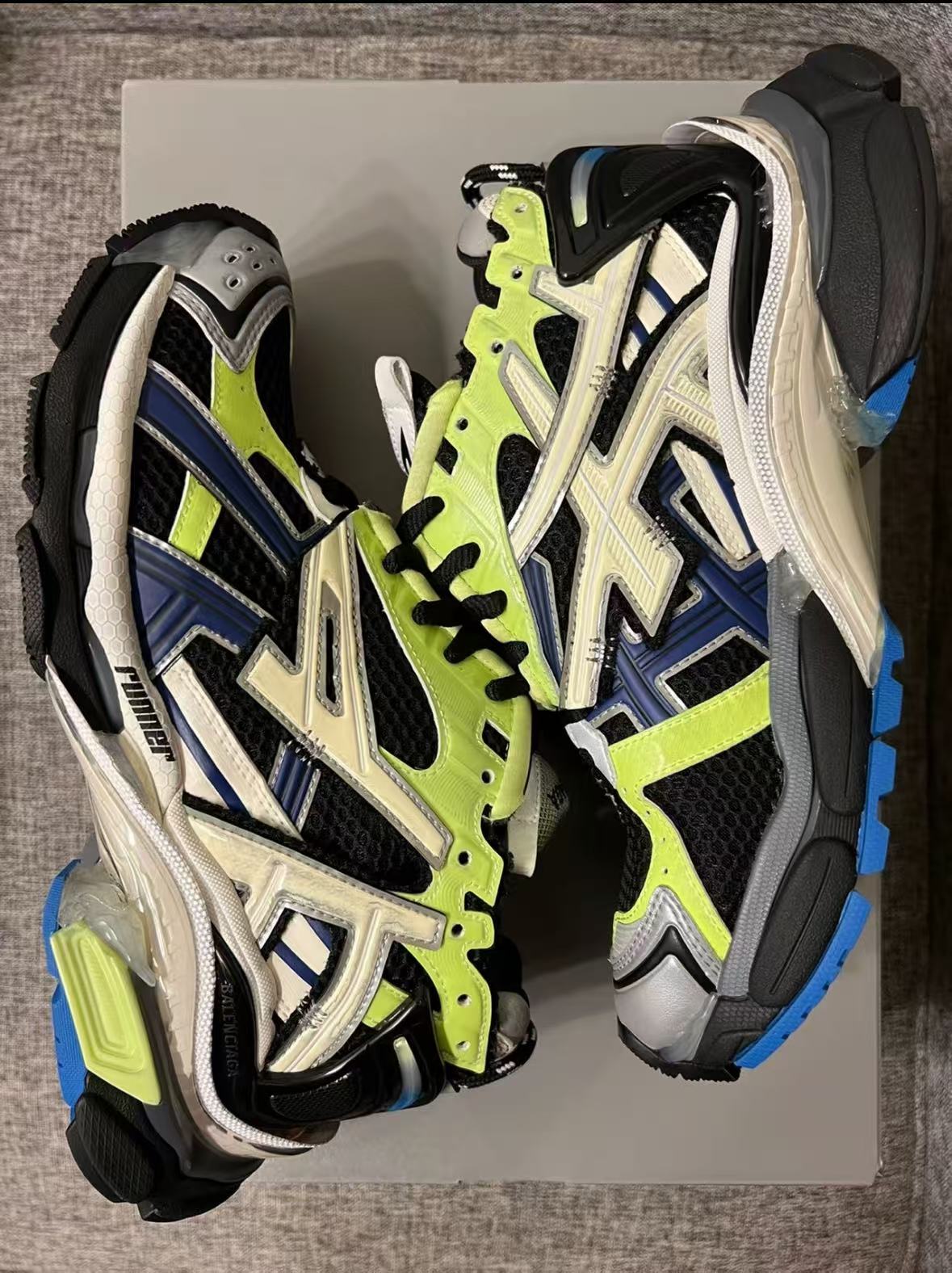 Balenciaga Runner Black Green review Chasel