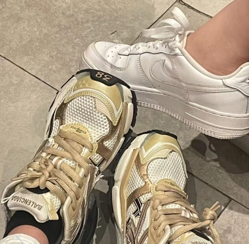 Balenciaga Runner Rice Pla Tinum 677403 W3RB3 9891 review 