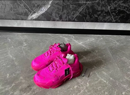  Balenciaga Triple S Plum Red 541624 W2FG1 5059 review 