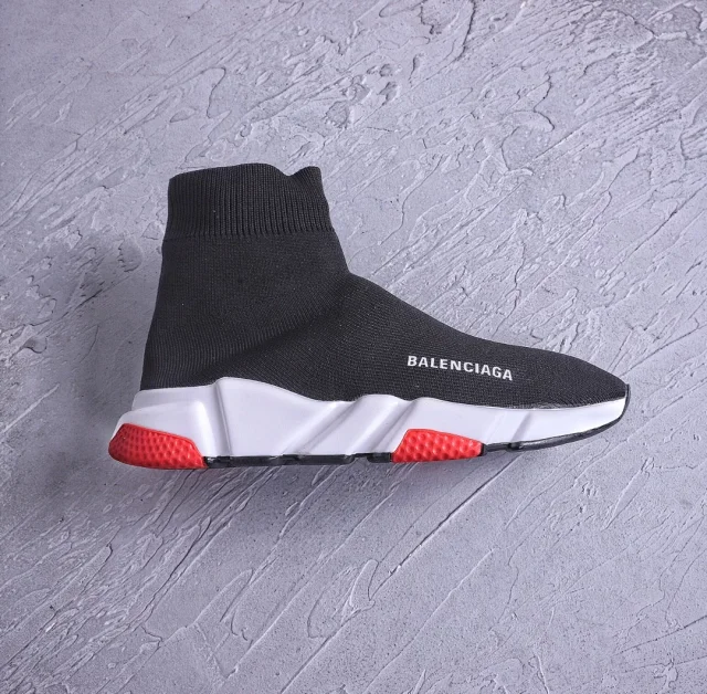 Balenciaga Speed Trainer Black Red 530351 W05G0 1000 review erben