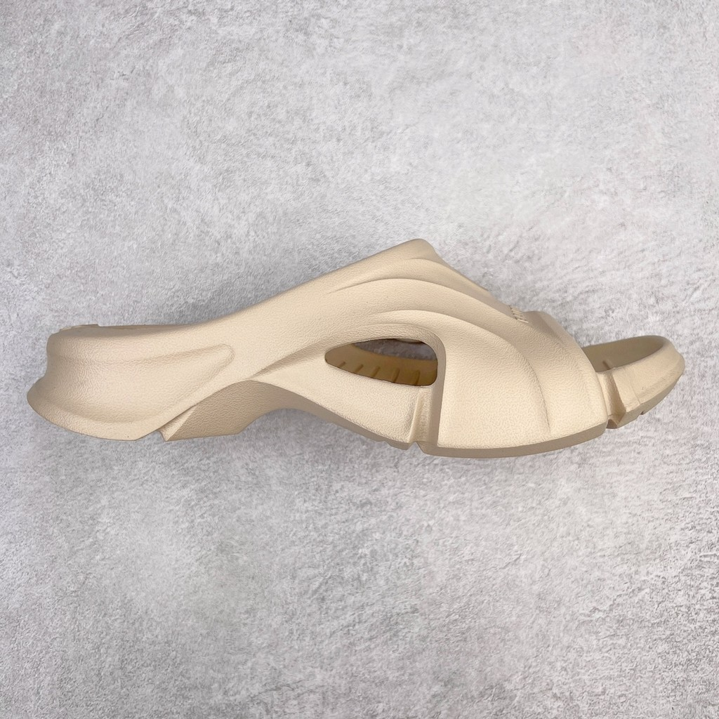  BALENCIAGA Bei Ge  653874W3CE29300 review Jerry