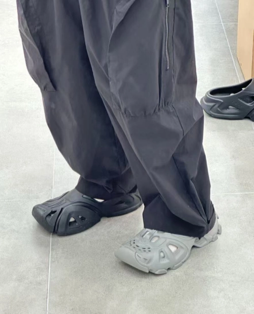 BALENCIAGA Grey 735249 W3CES 1200 review 