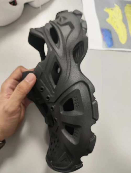  BALENCIAGA Black 702421W3CES1000 review 