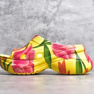 BALENCIAGA Pool Croc Watermark Yellow 677389 W1S8F 7053 review 