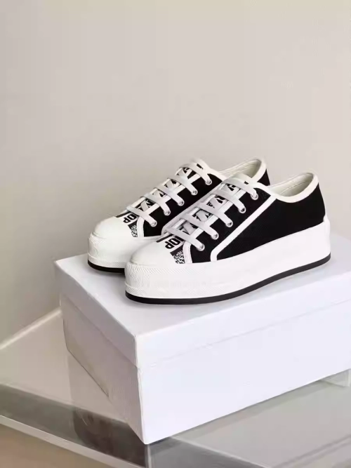  Dior Oblique White review 