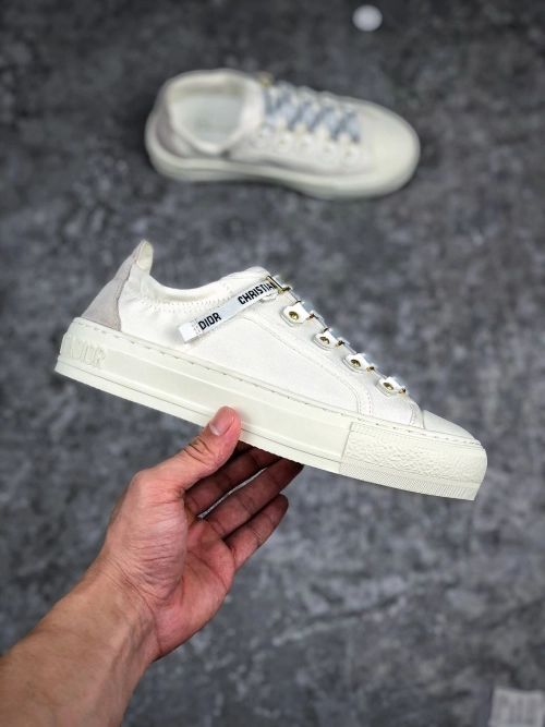 Dior New Oblique White review 