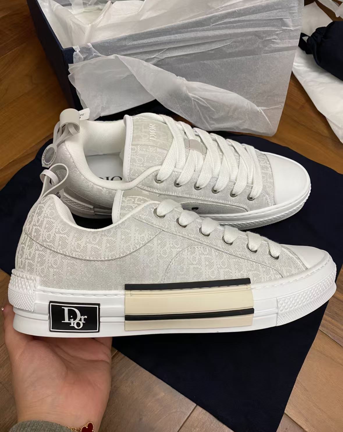 Dior B23 Skater Low Top Cream Dior Oblique Jacquard  3SN292ZUY_-H800 review im