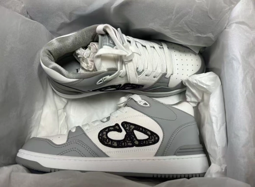 Dior B57 Mid Oblique Grey  3SH141ZXU_H860 review 