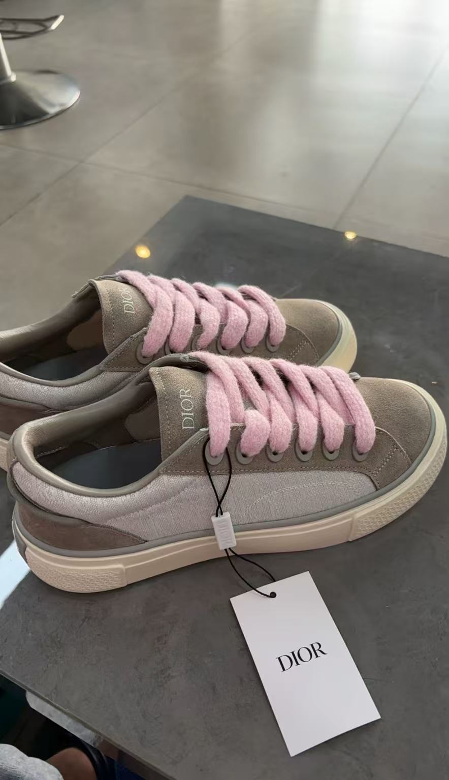 Dior B33 Sneaker Grey White Oblique Jacquard 3SN303ZWN_H858 review ay