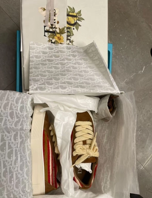 Dior B33 Denim Tears' B33 Sneakers Release Brown Red Stripes 3SN272 ZIR1 6536  review 