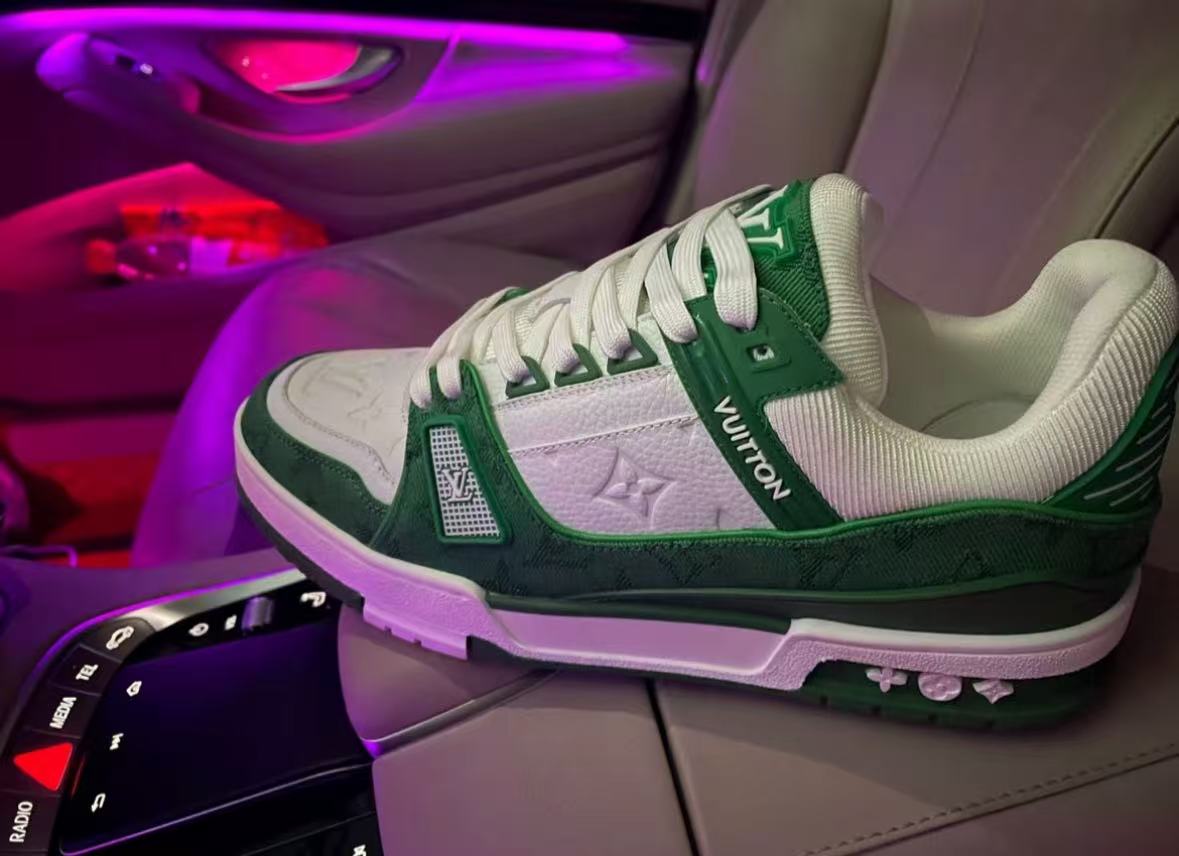 Louis Vuitton Trainer Green Monogram Denim White  VL1201  review m