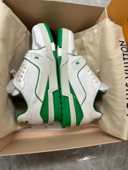Louis Vuitton Trainer #54 Signature White Green 1ABNIS review Abn