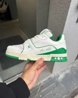 Louis Vuitton Trainer #54 Signature White Green 1ABNIS review an