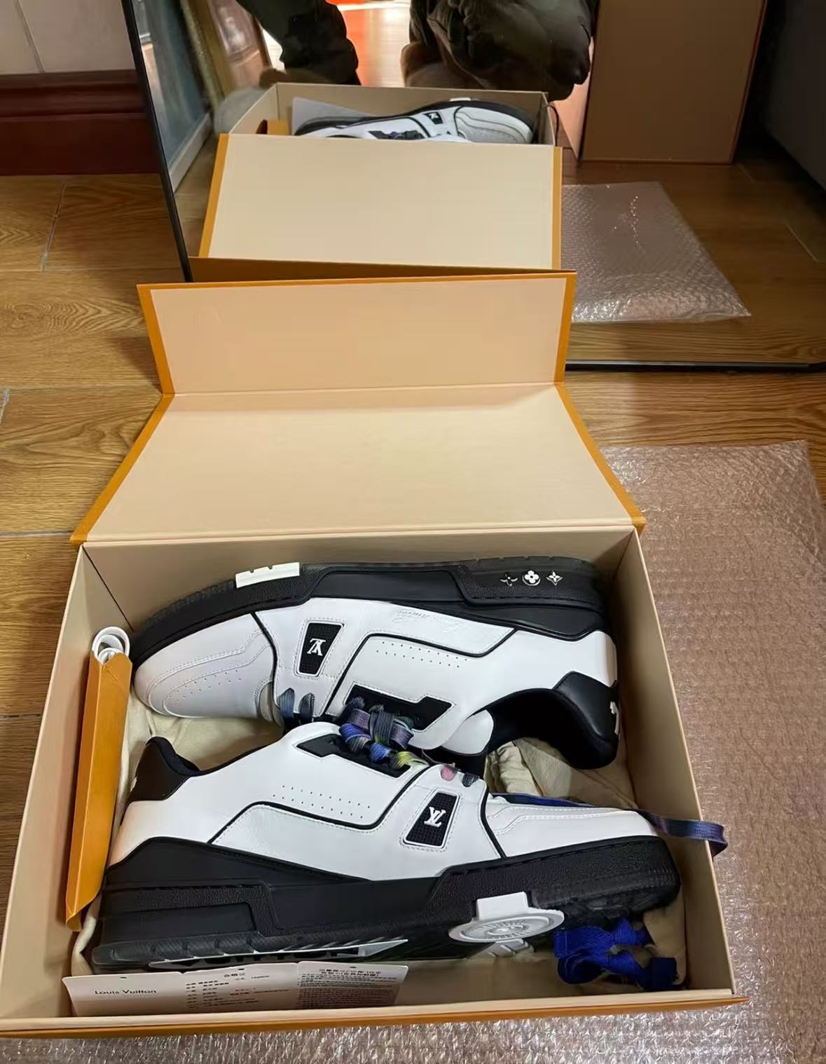 Louis Vuitton LV Trainer Black White 1A9ADA review he