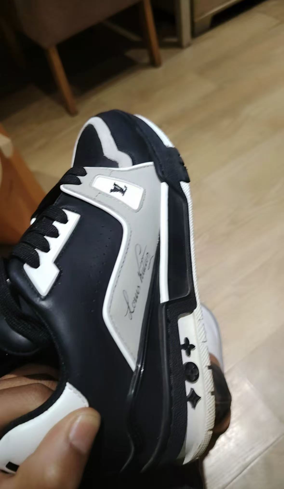 Louis Vuitton LV Trainer Black Grey White 1AAHS3 review Adrian