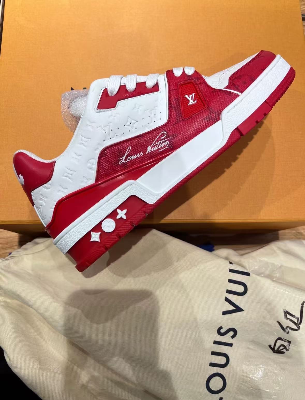 Louis Vuitton Trainer #54 Signature Red White 1AANFH review Ala