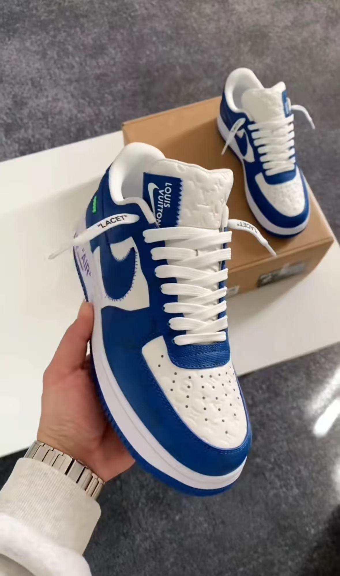 Louis Vuitton Nike Air Force 1 Low By Virgil Abloh White Royal 7108-5 review ntonio