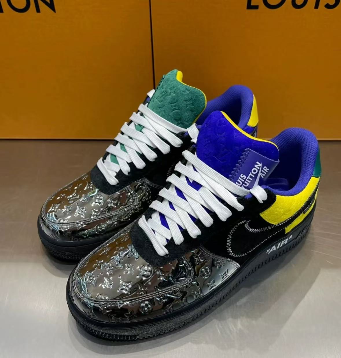 Louis Vuitton Nike Air Force 1 Low By Virgil Abloh Black Metallic Silver 1A9VCH  review stin