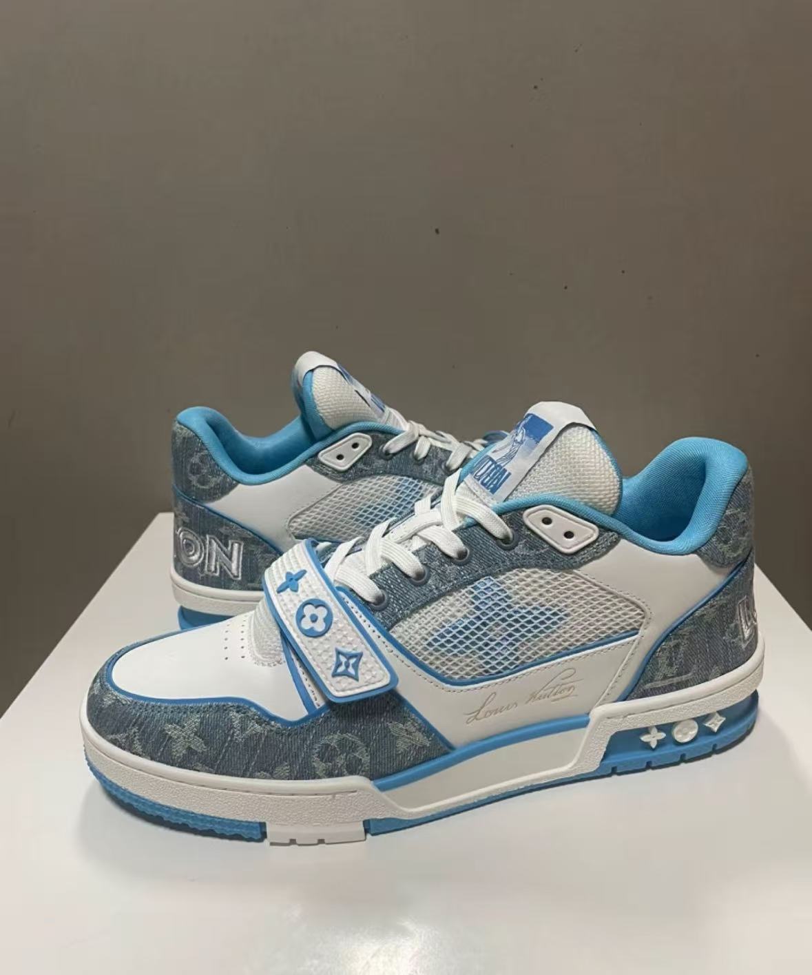  Louis Vuitton Trainer Blue Cloth Surface GO0232 review wood