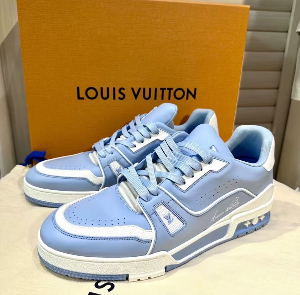Louis Vuitton Trainer Low White Sky Blue  1AA6X4 review dwin