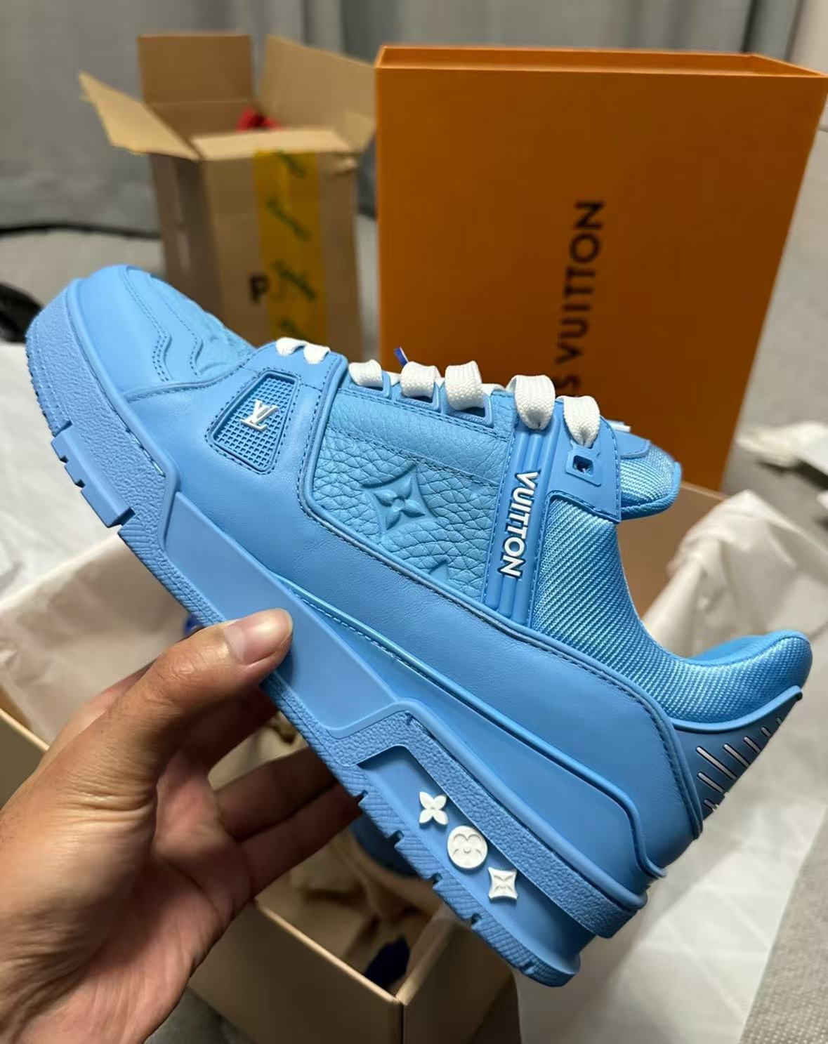 Louis Vuitton Trainer Blue Embossed Monogram  1AARFI review ard