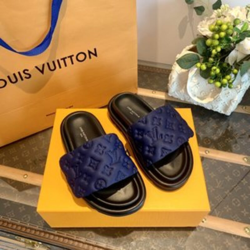 Louis Vuitton Pool Pillow Flat Comfort Mule Dark Blue review bara