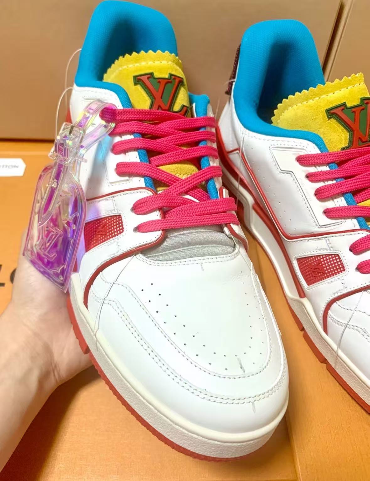 LOUIS VUITTON Trainer Yellow Blue  review elle