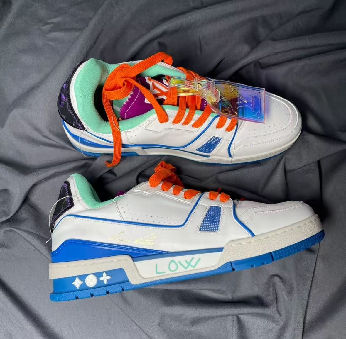 LOUIS VUITTON Trainer Lake Blue  review Celest