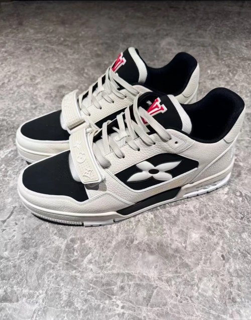 Louis Vuitton LV Trainer Cream Black 1ACW3K review 