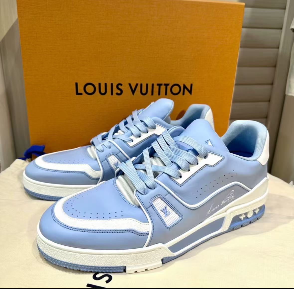 Louis Vuitton LV Trainer #54 Light Blue White 1AAHSJ review ani