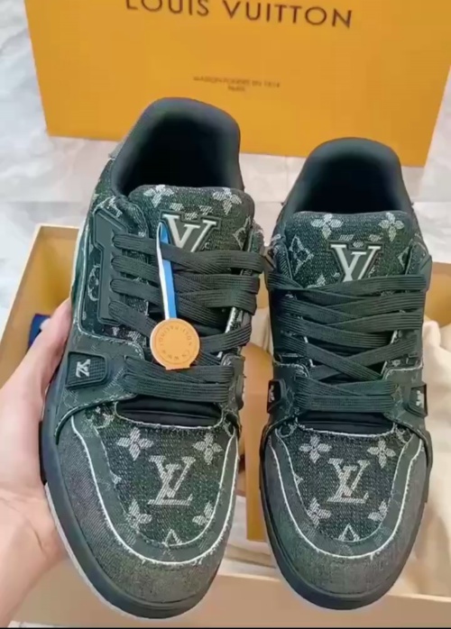  Louis Vuitton Trainer Black review 