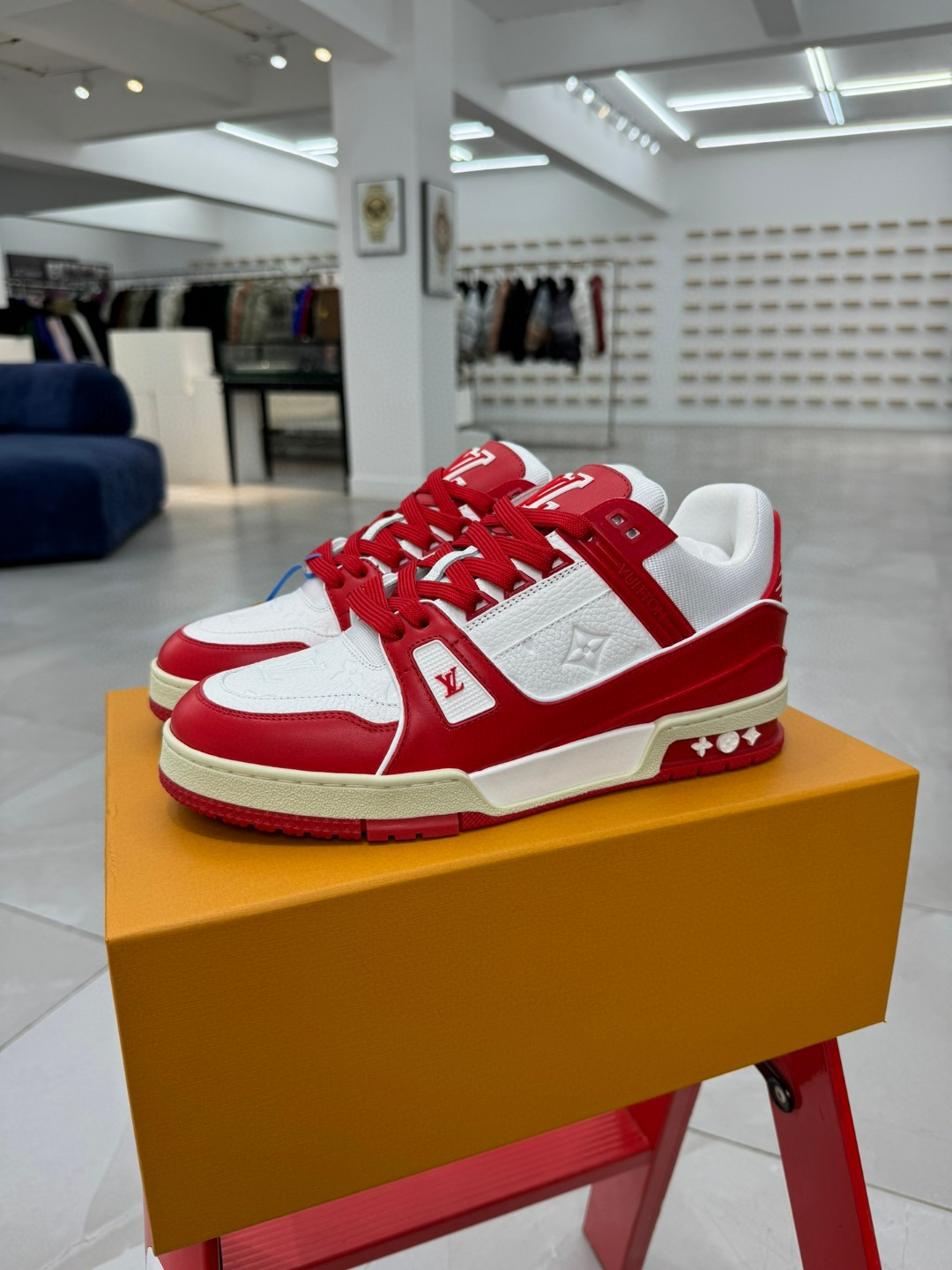 Louis Vuitton Trainer White Red review ances