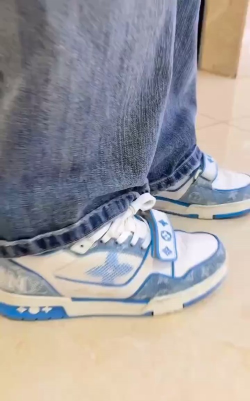 Louis Vuitton Trainer Monogram Denim 1A9ZIH review 