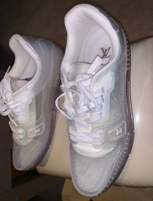 Louis Vuitton Trainer Silver White 1A9TR8 review 