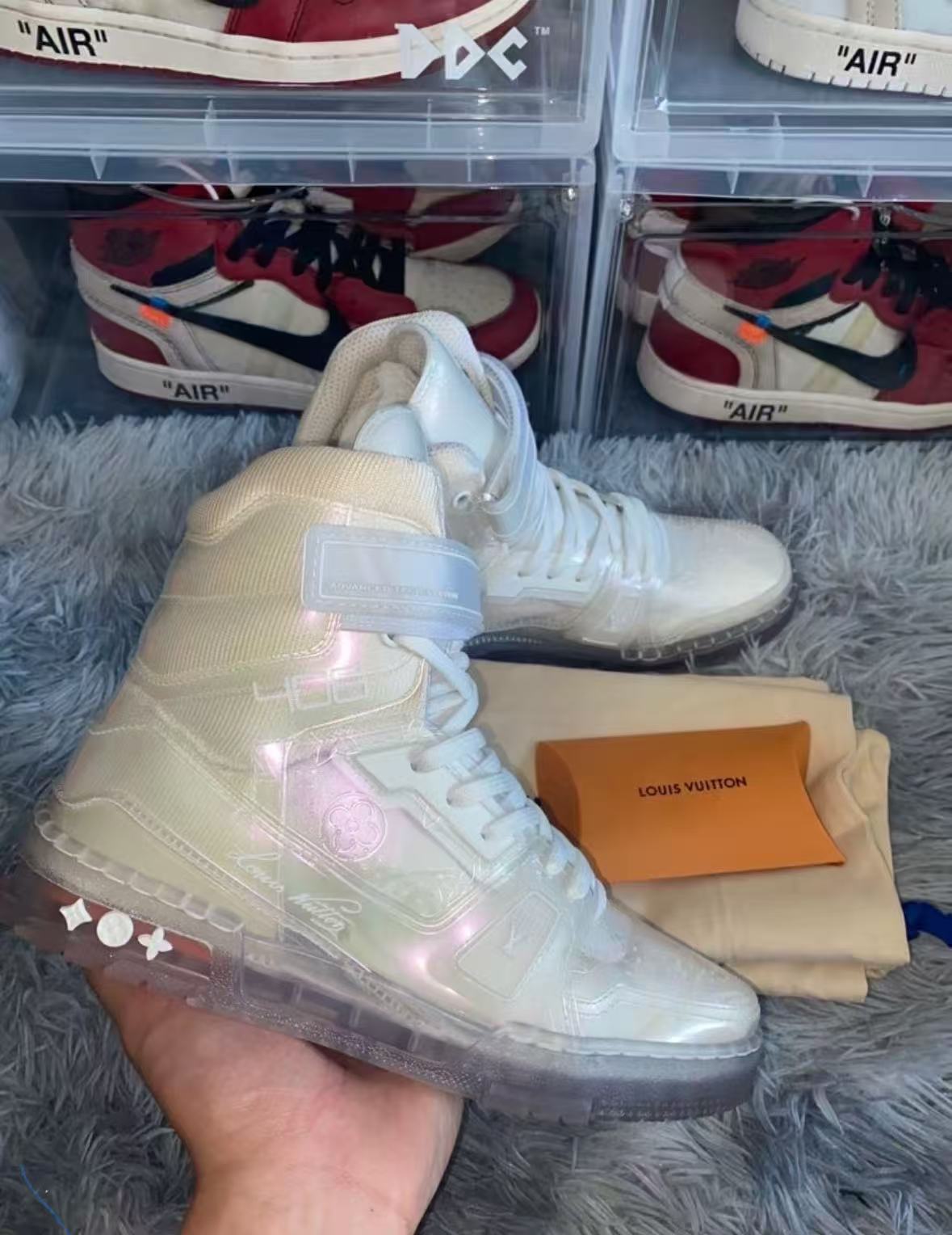 Louis Vuitton Trainer Transparent 1A5YJ7 review ara