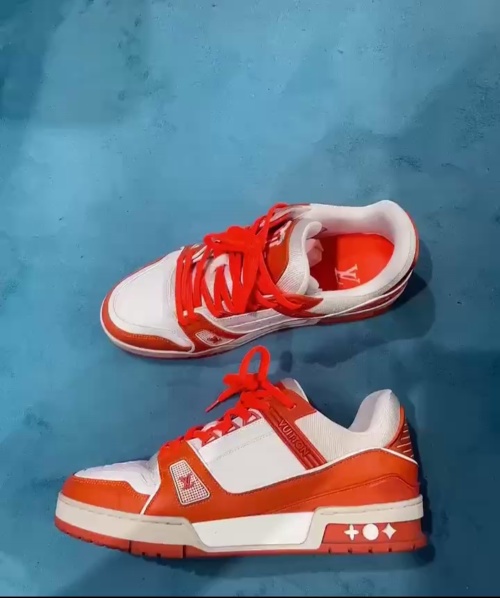 Louis Vuitton LV Trainer Orange 1A811P review 